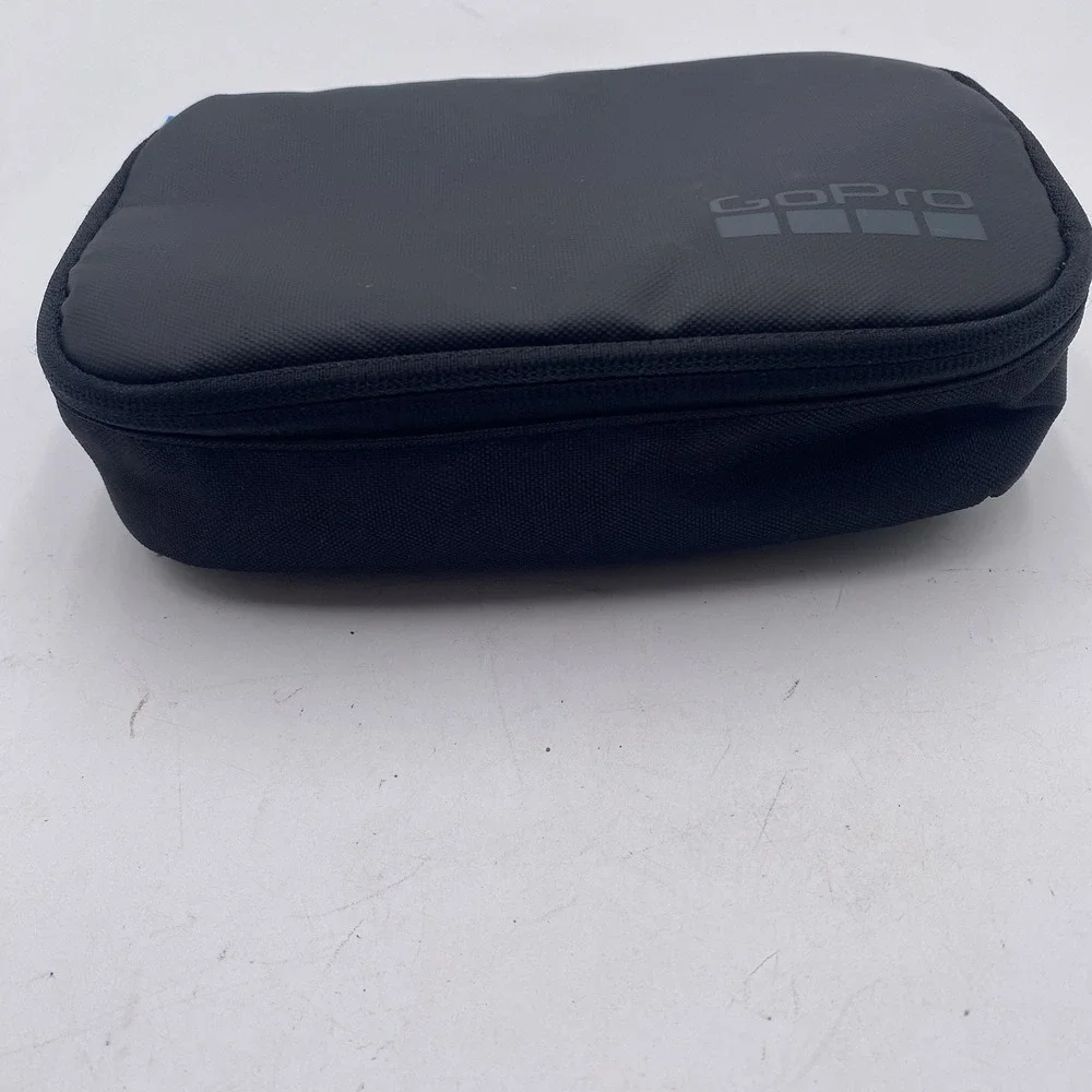 GoPro - Casey LITE Lightweight Camera Case Black Zip Around ONLY VGC